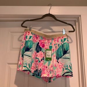 Lilly Pulitzer shorts size XL